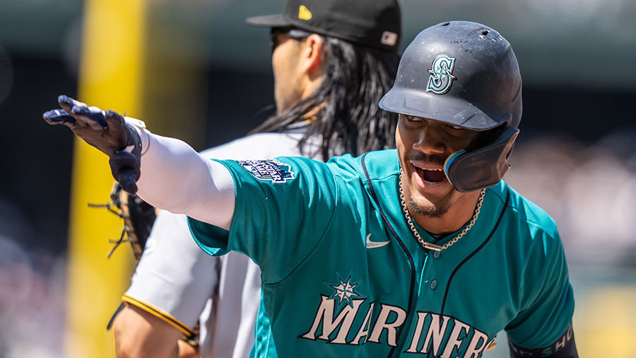 Seattle Mariners on X: Put it in the win column! #SeaUsRise   / X