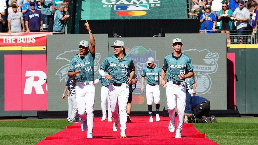 Mariners Ohtani jersey spotted at the All Star game. : r/Mariners