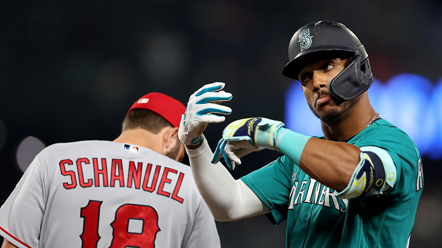 Why Julio Rodriguez has returned to his early-season struggles with Mariners