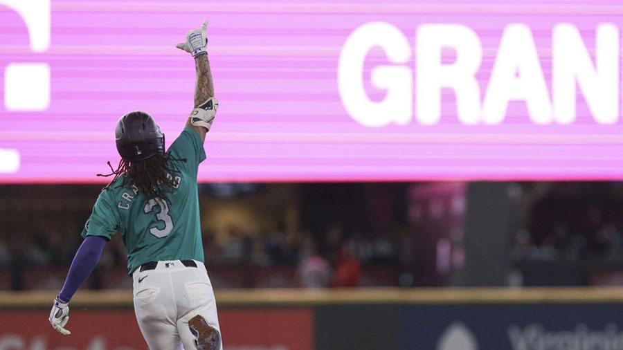 Seattle Mariners hit June in first place for first time in 21 years