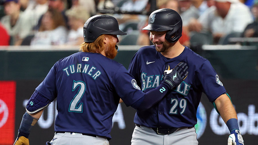 How the Seattle Mariners survive the tough battle for the playoffs