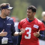 New Seahawks OC gets to work on breaking some of Russell Wilson’s habits

New Seahawks OC Brian Schottenheimer is making a few adjustments to Russell Wilson's game. 710 ESPN Seattle's Danny O'Neil breaks it down. Read more.
