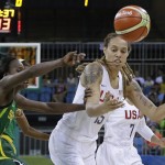 
              Senegal forward Mame Marie Sy, left, knocks the ball away from United States center Brittney Griner, during the second half of a women's basketball game at the Youth Center at the 2016 Summer Olympics in Rio de Janeiro, Brazil, Sunday, Aug. 7, 2016. The United States defeated Senegal 121-56. (AP Photo/Carlos Osorio)
            
