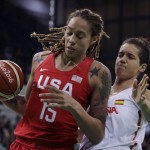
              United States center Brittney Griner (15) and Spain forward Laura Nicholls battle under the net during the first half of a women's basketball game at the Youth Center at the 2016 Summer Olympics in Rio de Janeiro, Brazil, Monday, Aug. 8, 2016. (AP Photo/Carlos Osorio)
            