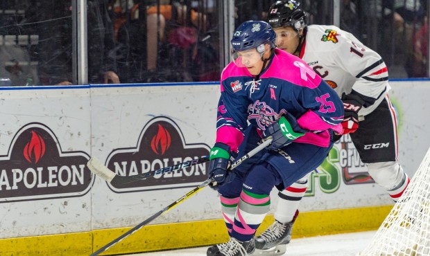 Ethan Bear's power-play goal lead the T-Birds to a win on Pink The Rink Night (Brian Liesse/T-Birds...