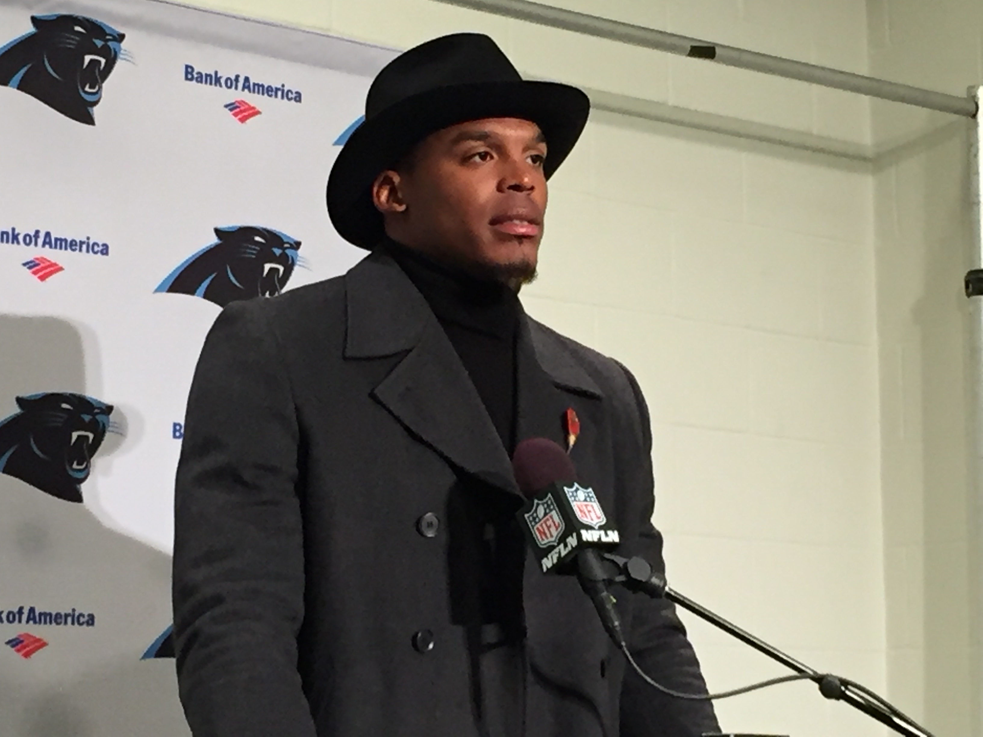 Cam Newton benched for not wearing a necktie on Panthers' flight