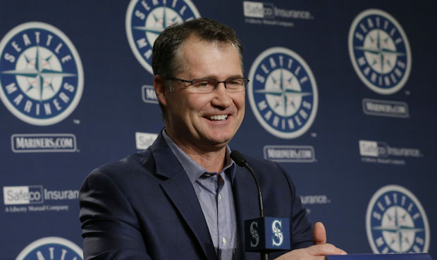 Mariners manager Scott Servais remains upbeat, forward-looking despite  growing injury list