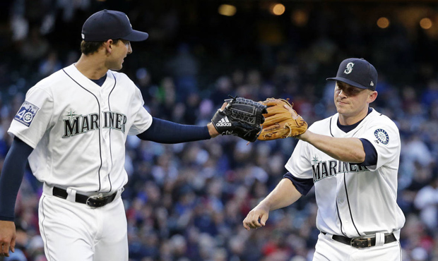 The Mariners got a big start from Chase De Jong and homer from Kyle Seager in their two weekend win...