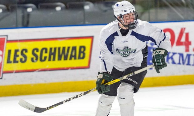 Seattle prospect Payton Mount saw his first WHL action Friday (Brian Liesse/T-Birds)...
