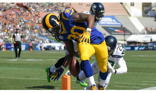 Earl Thomas' goal-line chop has turned two Rams' touchdowns into Seahawks' takeaways. (AP)...