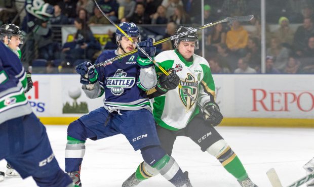 Seattle struggled defensively during its 6-4 loss to Prince Albert on Tuesday (Brian Liesse/T-Birds...