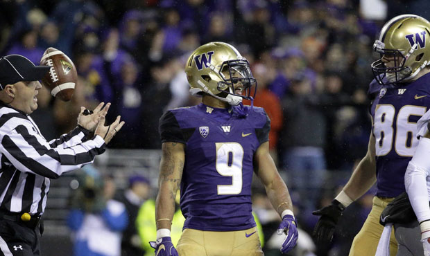 UW RB Myles Gaskin could steal the show from Saquon Barkley in the Fiesta Bowl. (AP)...