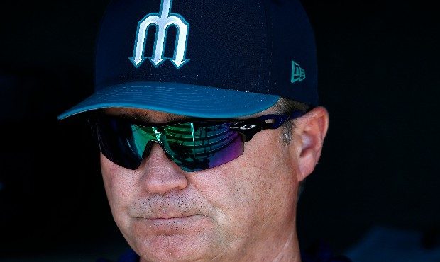 A bonfire to burn the Mariners' trident hats is an idea that was brought up, Scott Servais said. (A...