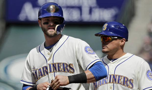 Mitch Haniger is one of the latest additions to the Mariners' list of players dealing with injuries...