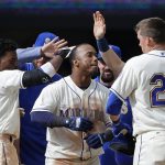 Jean Segura has stepped up as a Mariners leader

710 ESPN Seattle's Shannon Drayer examined the life and career trajectory of Mariners shortstop Jean Segura, from his humble beginnings in the Dominican Republic to his new role as a Mariners leader. Read more.
