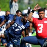 Seahawks kick off their 2018 training camp

The Seahawks kicked off their 2018 training camp Thursday, July 26. Injury updates were the story of the day, given that reporters had their first conversation with head coach Pete Carroll in nearly six weeks. Read more.
