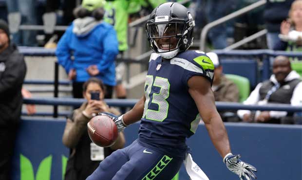 Seahawks tender David Moore on free agency Monday