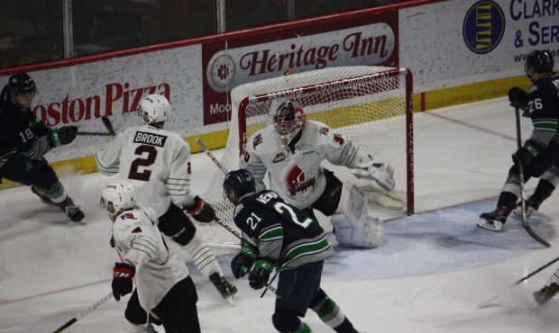 The Thunderbirds used a smothering forecheck in their rout of the Moose Jaw Warriors Friday night (...
