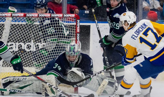 Seattle's Cole Schwebius makes a save during the Thunderbirds 4-3 loss to the Saskatoon Blades (Ste...