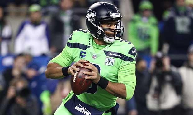 russell wilson color rush