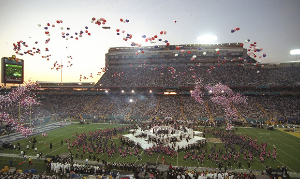 Super Bowl halftime show 1996...