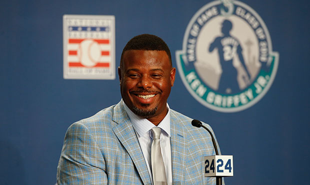 Baseball Hall of Famer and Seattle icon Ken Griffey Jr. and family join  Sounders FC Ownership Group