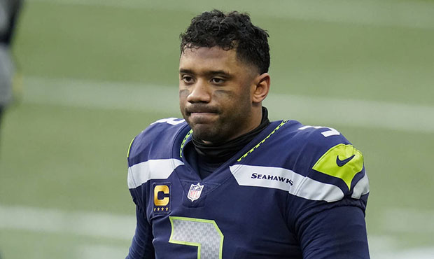 How a strange halftime routine helped Russell Wilson during the