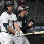 The Mariners fell to 2-2 on the season with Monday's 6-0 loss. (AP)