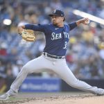 SAN DIEGO, CA - MAY 22: Justus Sheffield #33 of the Seattle Mariners pitches during the second inning of a baseball game against the San Diego Padres at Petco Park on May 22, 2021 in San Diego, California.  (Photo by Denis Poroy/Getty Images)