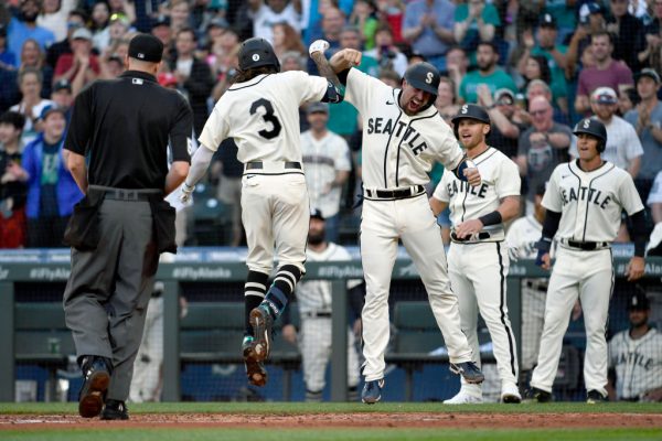 J.P. Crawford's slam, run in 10th lifts Mariners past Rays 6-5 - Seattle  Sports