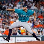 HOUSTON, TEXAS - AUGUST 22: Tyler Anderson #31 of the Seattle Mariners pitches in the first inning against the Houston Astros at Minute Maid Park on August 22, 2021 in Houston, Texas. (Photo by Bob Levey/Getty Images)