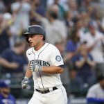 Kyle Seager homered in the Mariners 5-4 loss to the Rangers. (AP)