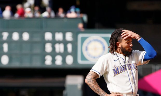 SEATTLE, WASHINGTON - SEPTEMBER 12: J.P. Crawford #3 of the Seattle Mariners reacts during the seve...