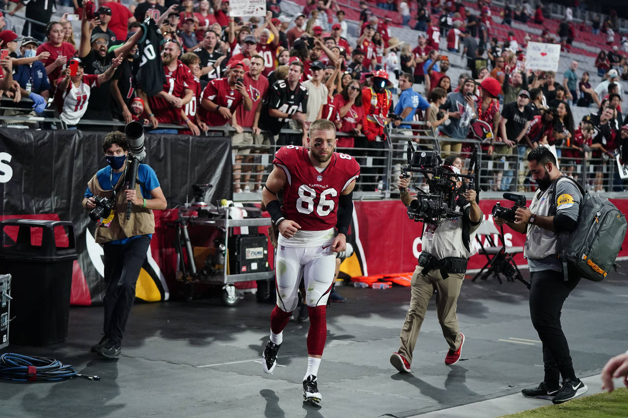 Cardinals move to 7-0 for season, roll past Texans 31-5