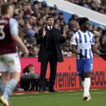 
              Aston Villa manager Steven Gerrard gestures during the Premier League match at Villa Park, Birmingham, Britain, Saturday Nov. 20, 2021.(Bradley Collyer/PA via AP)
            