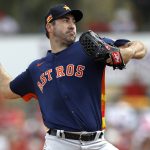 
              FILE - Houston Astros pitcher Justin Verlander throws to the St. Louis Cardinals during the first inning of a spring training baseball game on March 3, 2020, in Jupiter, Fla. Verlander has agreed to a $25 million, one-year contract with the Astros that includes a conditional $25 million player option for a second season. (AP Photo/Julio Cortez, File)
            
