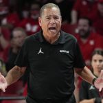 
              Houston coach Kelvin Sampson yells from the sideline during the first half of the team's NCAA college basketball game against Virginia, Tuesday, Nov. 16, 2021, in Houston. (AP Photo/Eric Christian Smith)
            