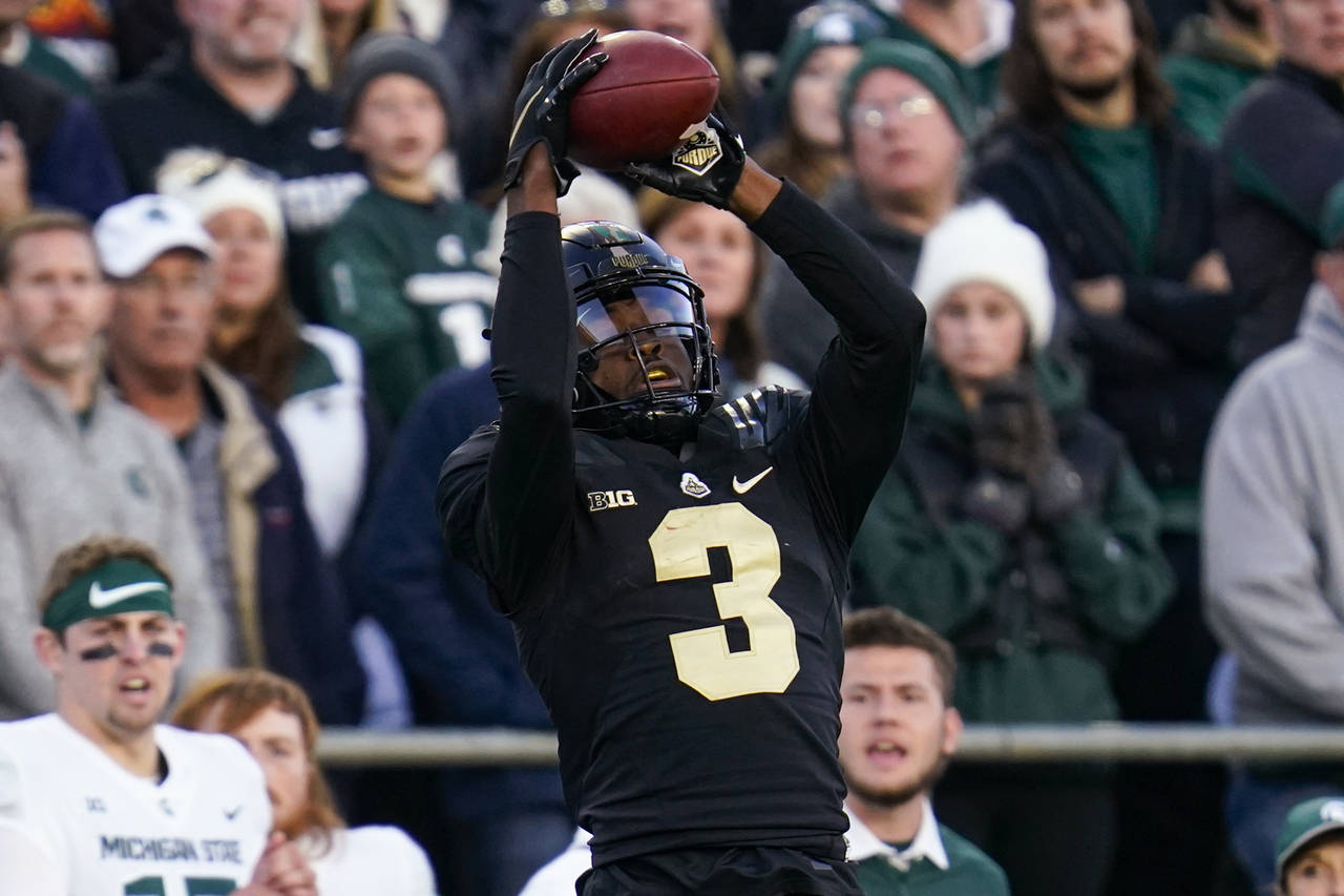 Purdue wide receiver David Bell (3) makes a catch against Michigan State during the second half of ...