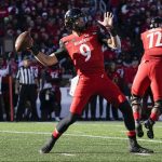 
              Cincinnati quarterback Desmond Ridder (9) throws during the first half of an NCAA college football game against Tulsa on aturday, Nov. 6, 2021, in Cincinnati. (AP Photo/Jeff Dean)
            