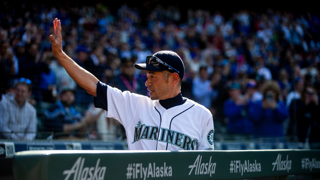 Hale] Ichiro's jersey for tonight's ceremonial first pitch. From 2001.  Ichiro hopes it brings the 2022 ⁦Mariners⁩ “good fortune.” : r/baseball