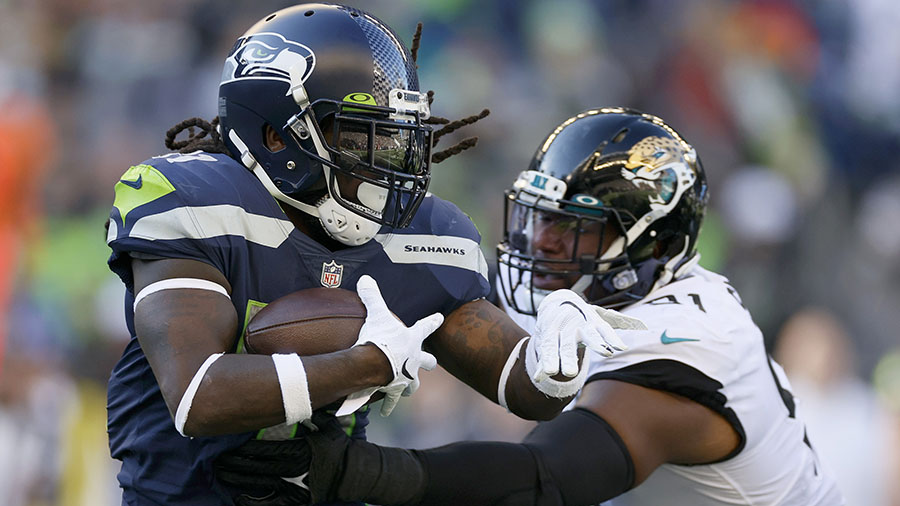 Seahawks Elevate RB Adrian Peterson From Practice Squad