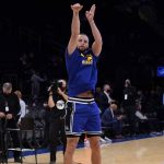 
              Golden State Warriors guard Stephen Curry warms up before an NBA basketball game against the New York Knicks, Tuesday, Dec. 14, 2021, at Madison Square Garden in New York. (AP Photo/Mary Altaffer)
            