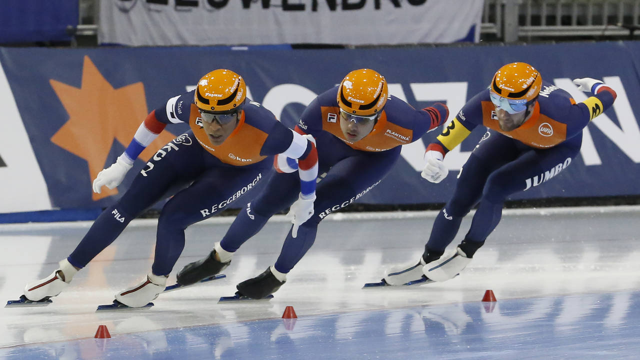FILE - From left to right, Netherlands' Dai Dai Ntab, Kai Verbij and Thomas Krol race during the me...