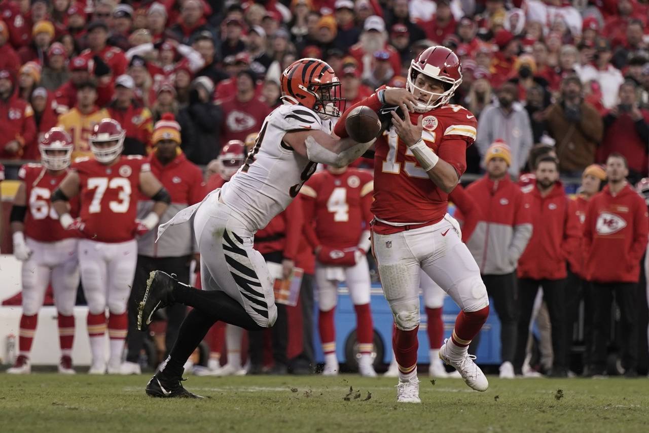 Analysis: Chiefs kicking themselves for not kicking it - Seattle Sports