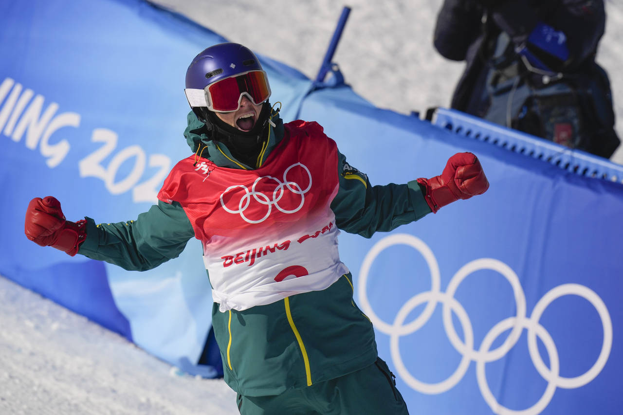 Hirano wins Olympic halfpipe gold