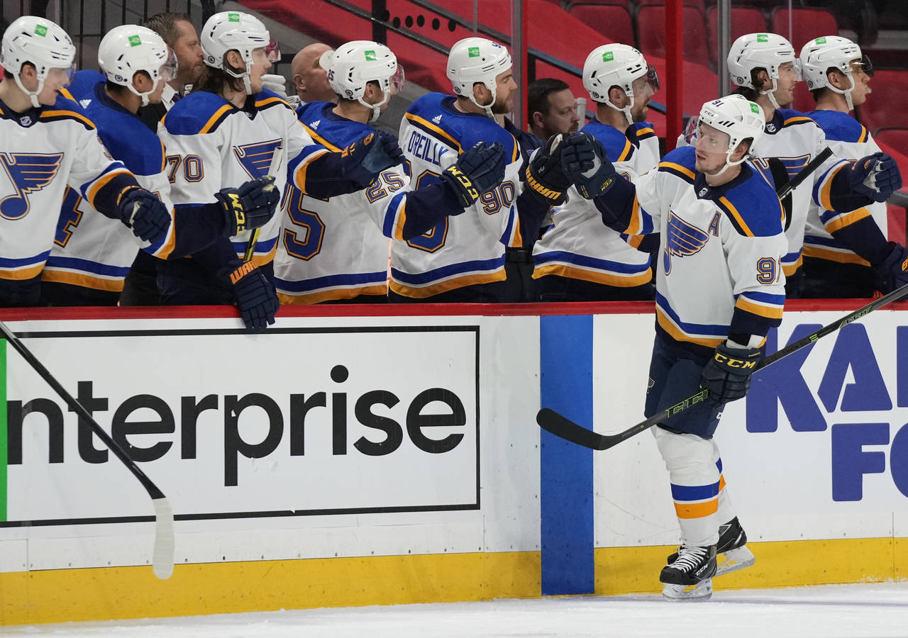 St. Louis Blues right wing Vladimir Tarasenko (91) is congratulated for his goal against the Ottawa...