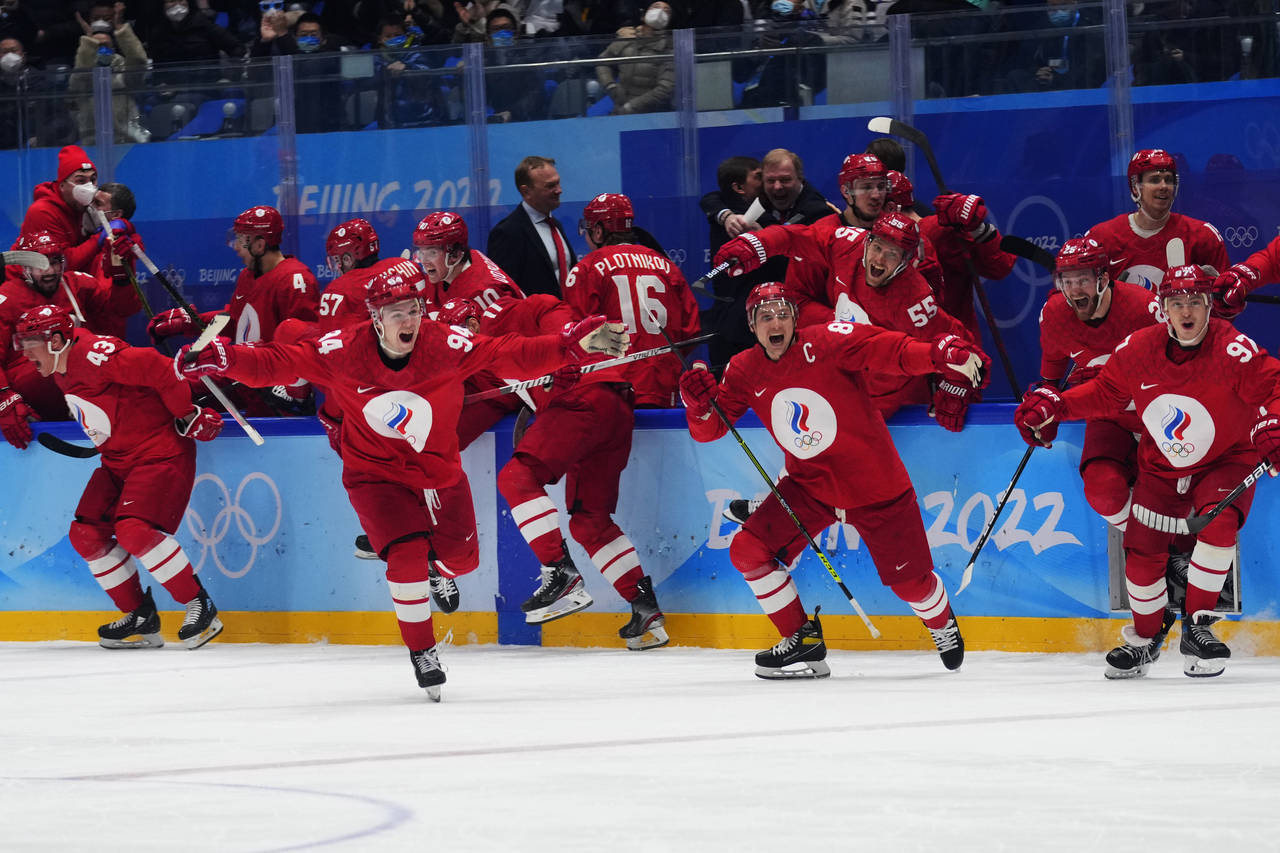 WHAT TO WATCH Mens hockey final highlights last few medals