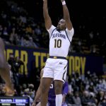 
              California guard Makale Foreman (10) shoots during the second half of the team's NCAA college basketball game against Washington on Thursday, Feb. 3, 2022, in Berkeley, Calif. (AP Photo/Scot Tucker)
            