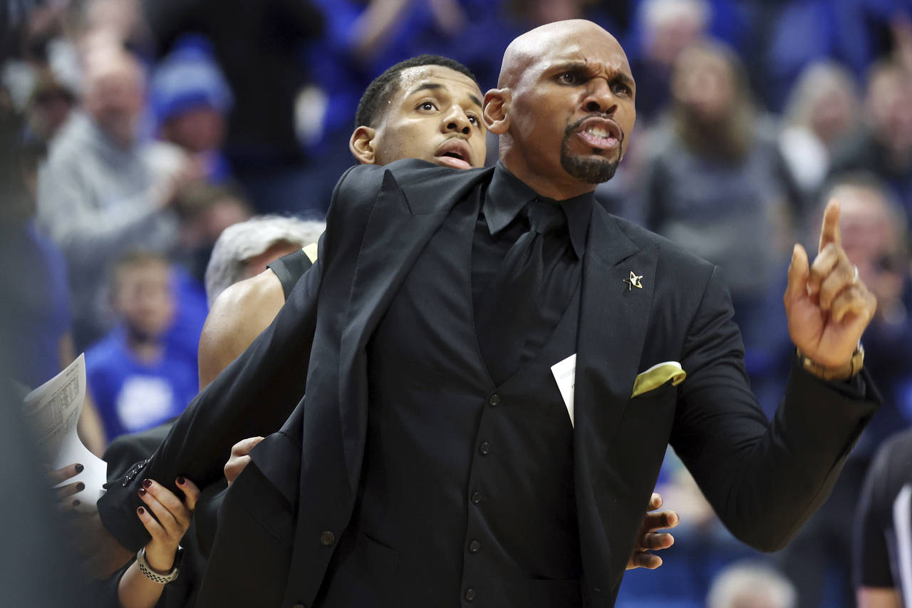 Vanderbilt coach Jerry Stackhouse reacts after being called for a technical foul during the second ...