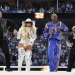 
              Dr. Dre from left, performs with Mary J. Blige, Snoop Dogg and 50 Cent during halftime of the NFL Super Bowl 56 football game between the Los Angeles Rams and the Cincinnati Bengals Sunday, Feb. 13, 2022, in Inglewood, Calif. (AP Photo/Chris O'Meara)
            
